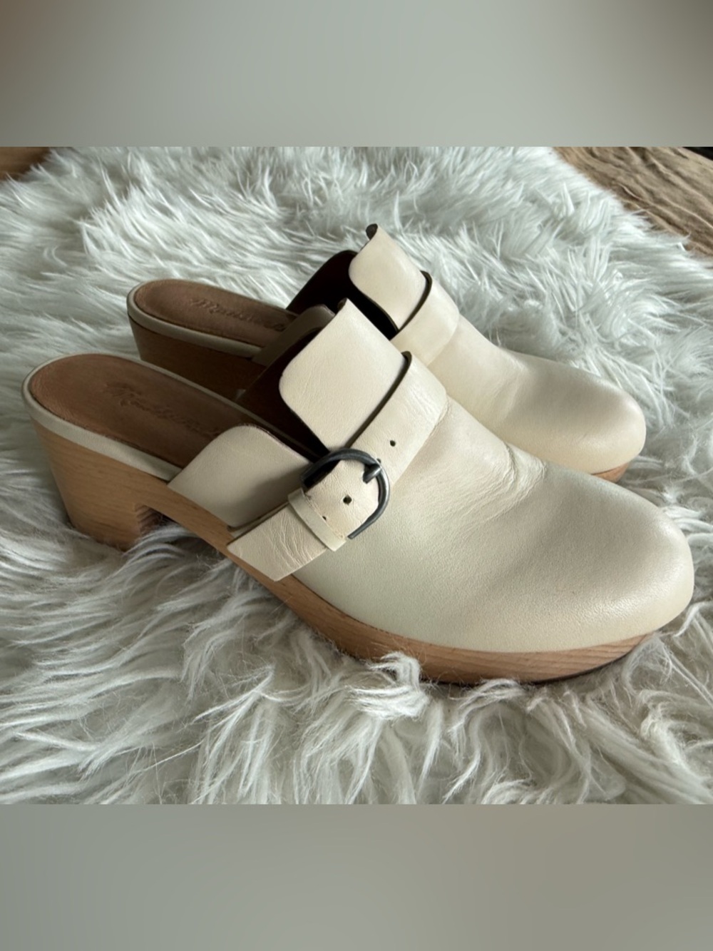 Madewell The Monique Buckle Clogs - Picture 4 of 12